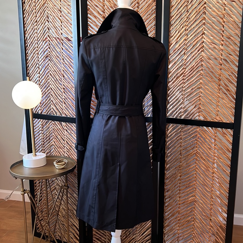 Authentic Burberry Trench Raincoat - Size 6 Petite - Picture 4 of 11